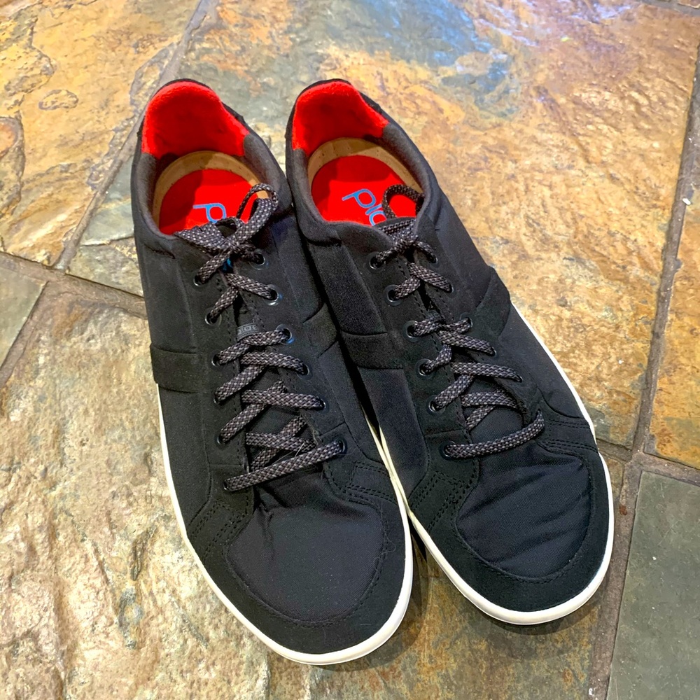 COPY - Plae Prospect Black size 5 M or 6.5 W NWOB